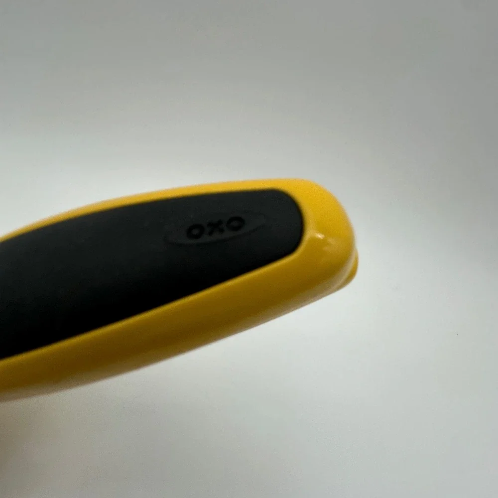 OXO Good Grips Citrus Squeezer Yellow Aluminum Hand Held Lemon Lime Juicer 9in